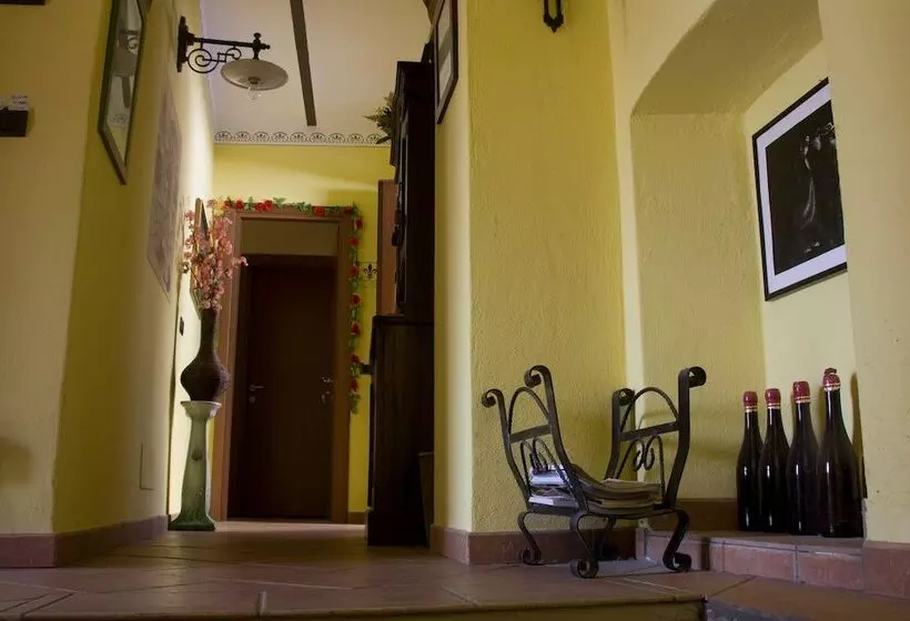 Majatalo Arco Dei Nobili