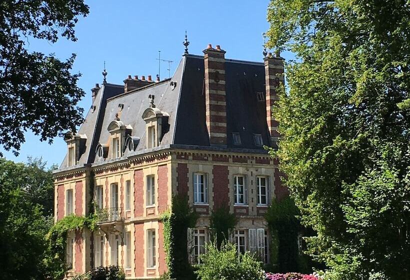 Пансион Domaine Château De Bourville