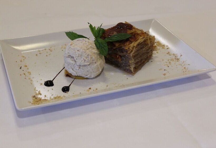 پانسیون Guesthouse Tara