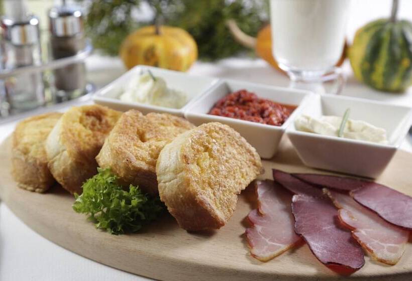 پانسیون Guesthouse Tara