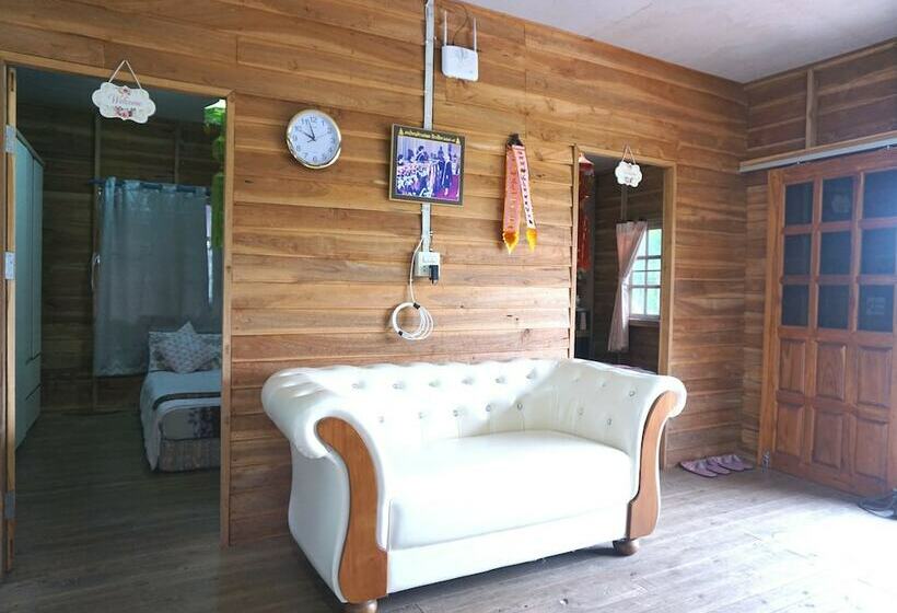 פנסיון The Diamond Lannara Swiss Valley