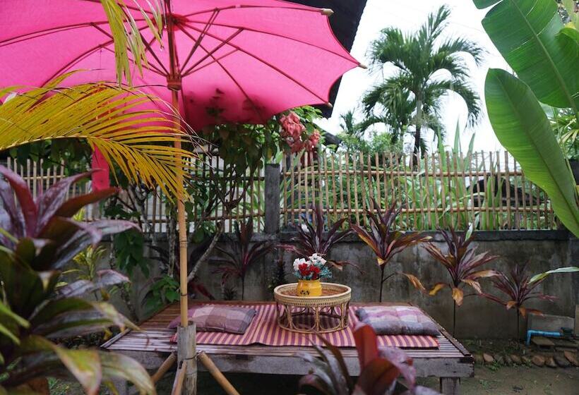 פנסיון The Diamond Lannara Swiss Valley