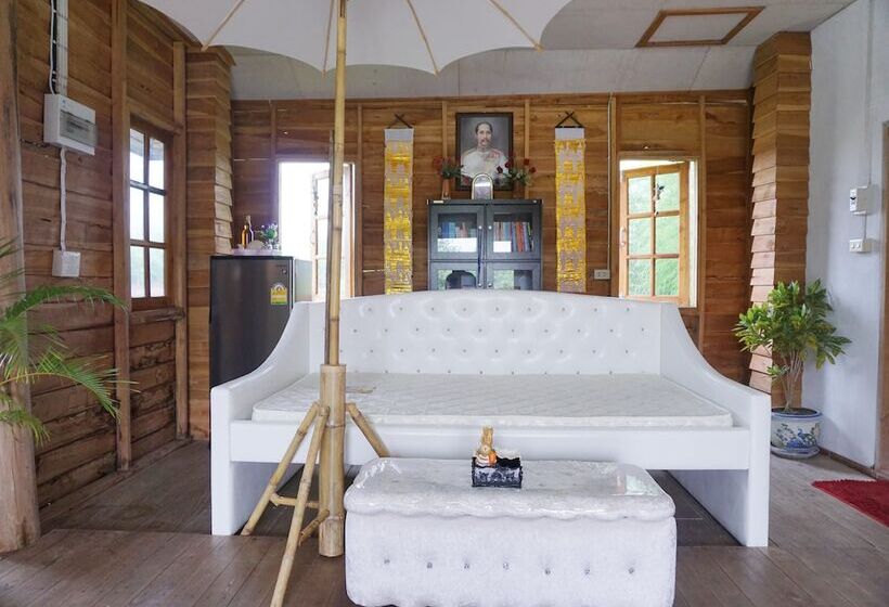 פנסיון The Diamond Lannara Swiss Valley