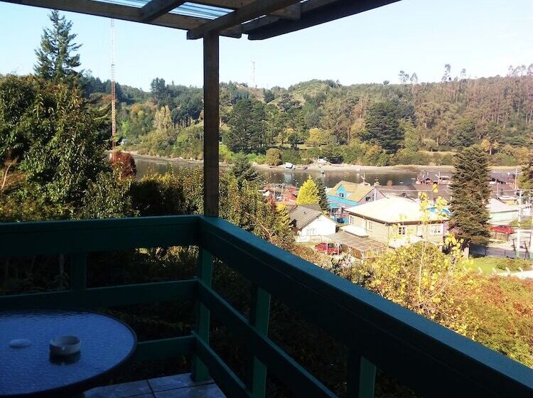 The Pink House   Hostel