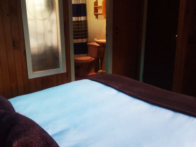 The Pink House   Hostel