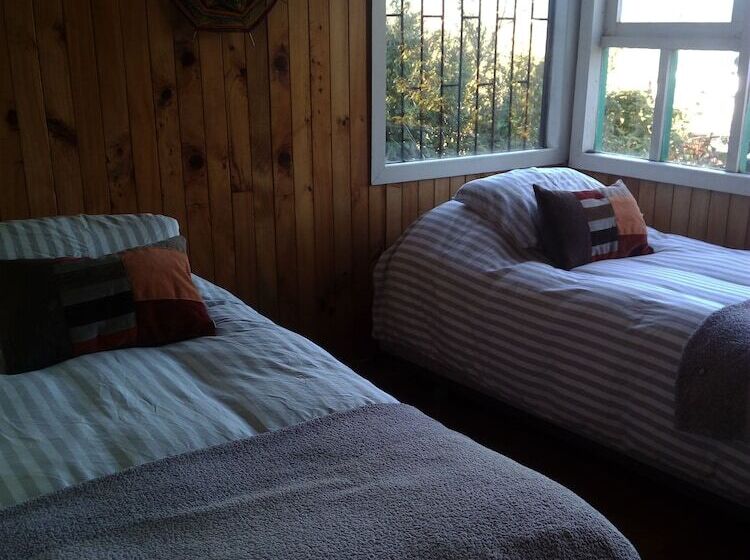 The Pink House   Hostel