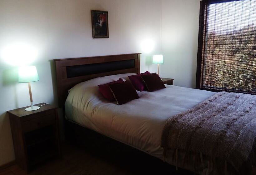 The Pink House   Hostel