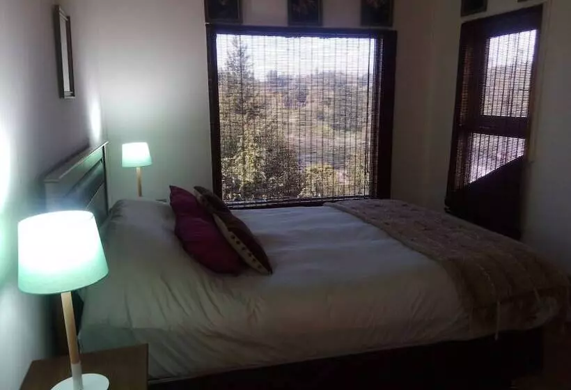The Pink House   Hostel
