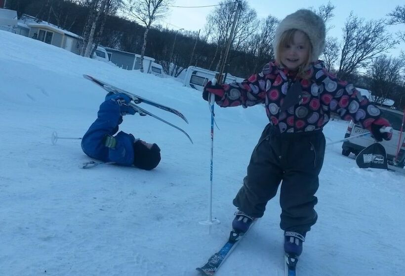 민박 Olderfjord Turistsenter
