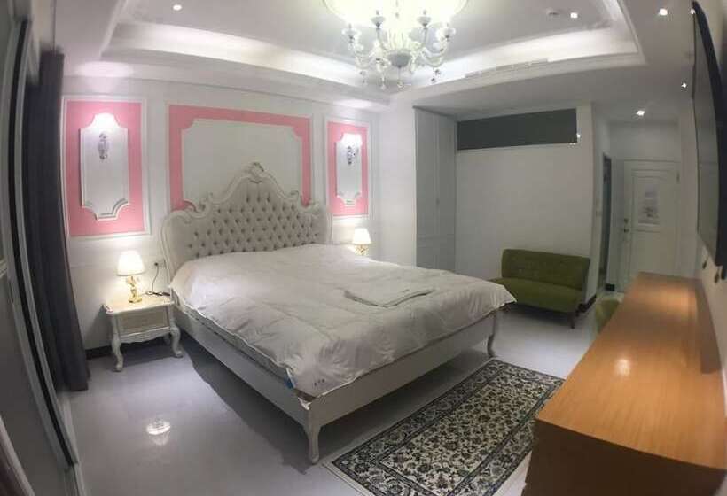 تختخواب و صبحانه Xianel Vacation Chateau