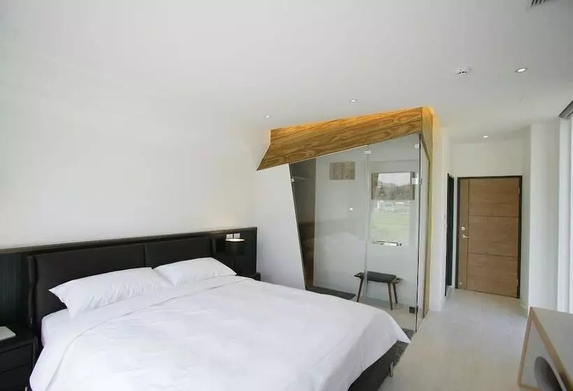 تختخواب و صبحانه Xianel Vacation Chateau