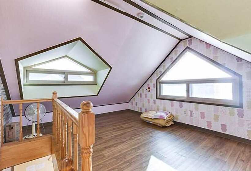 Buan Baramui Soksagim Pension