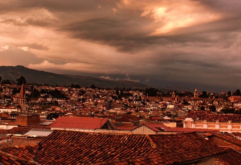 Check Inn B&b Hostel