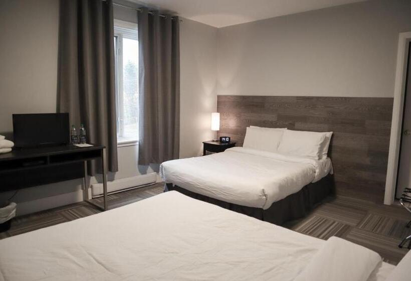 فندق فئة نجمة واحدة Auberge Valcartier