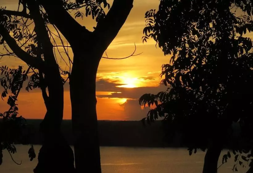 ホテル Alta Vista Amazon Lodge