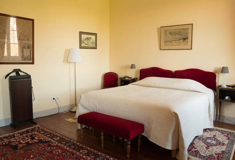 ホテル Château De Colombier