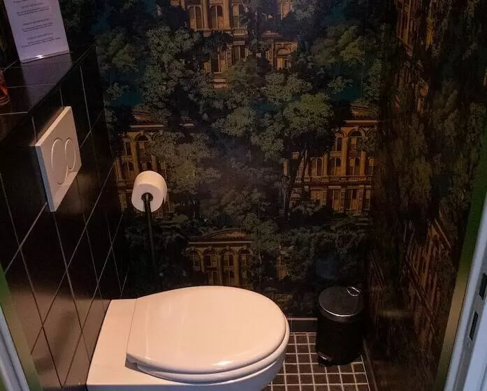 ホテル Château De Colombier