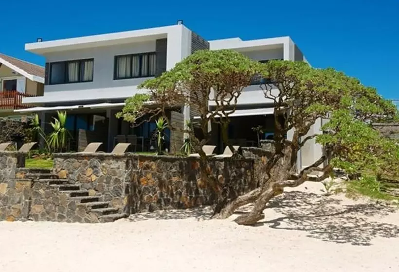 هتل Coral Bay By Dream Escapes