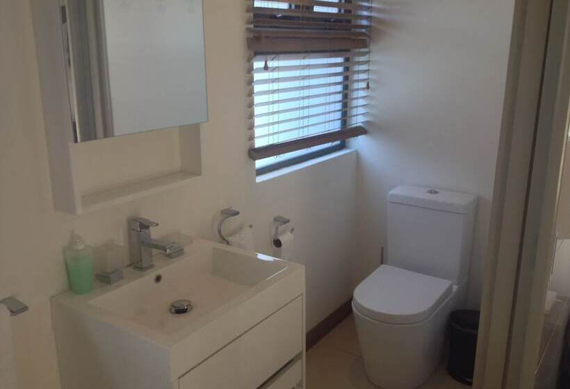 هتل Coral Bay By Dream Escapes