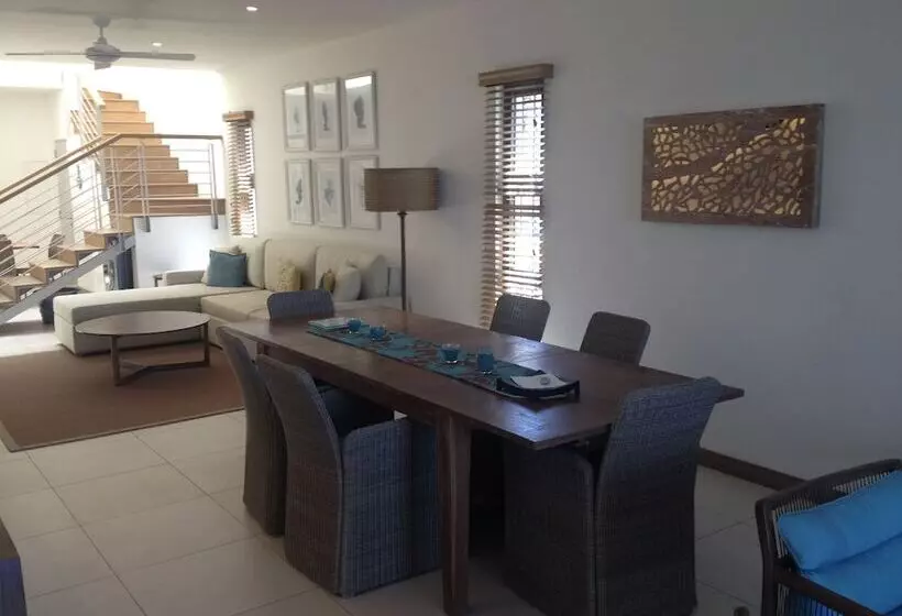 هتل Coral Bay By Dream Escapes