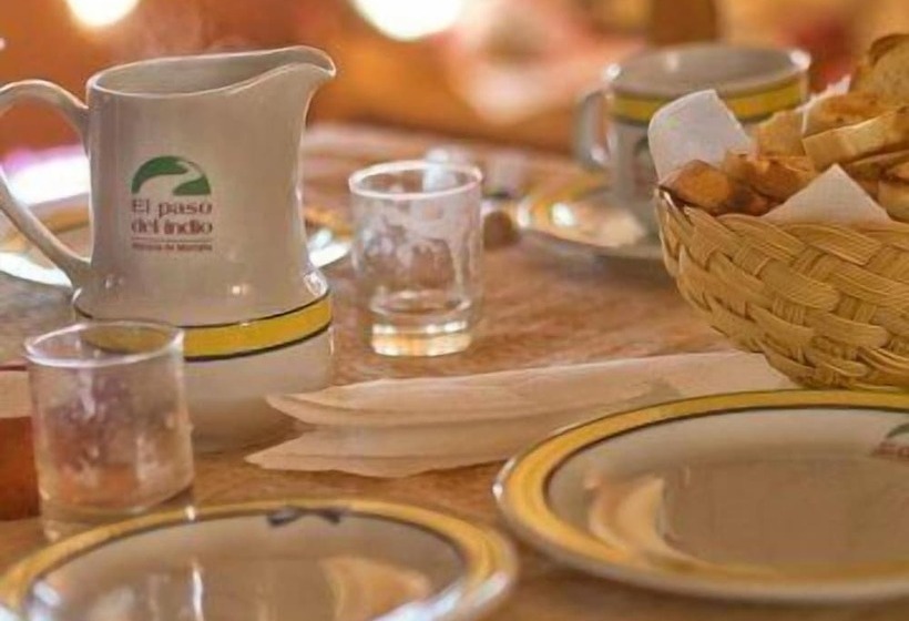 ホテル El Paso Del Indio