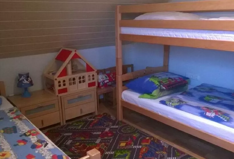 Hotelli Ferienwohnung Maria Waldblick