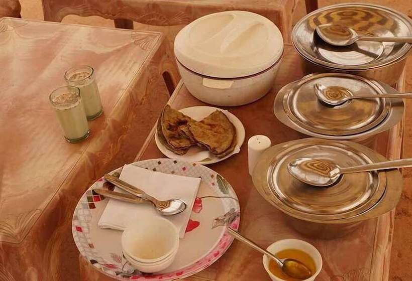 Hotel Gangaur Desert Resort By Park Tree