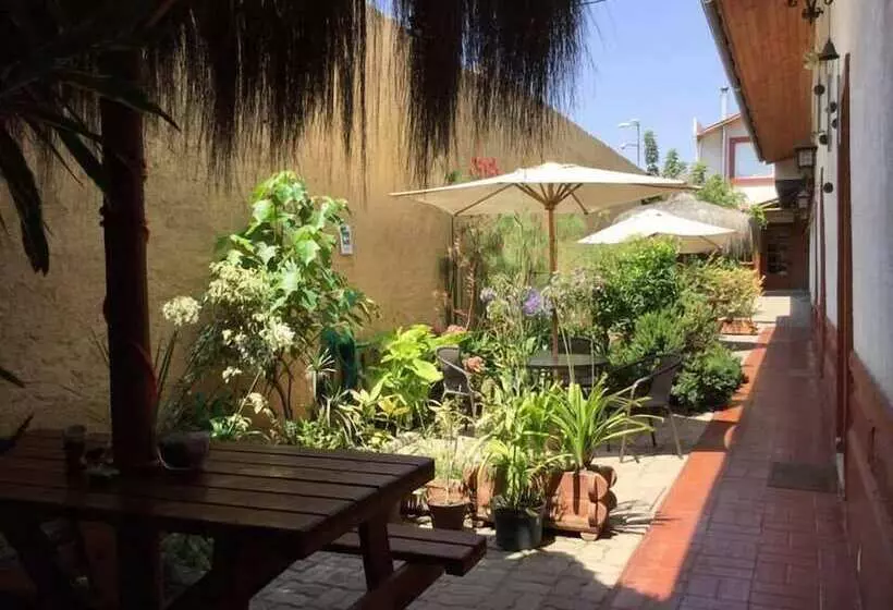 ホテル Hostal Balmaceda La Serena