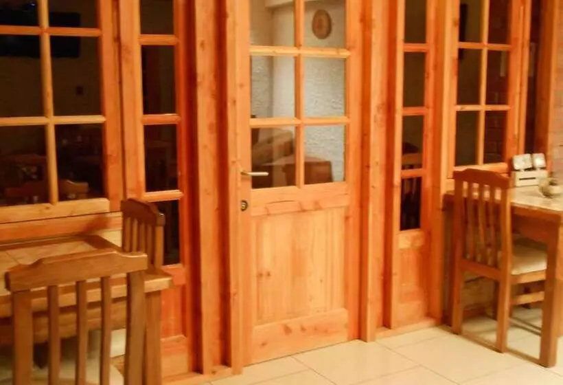 ホテル Hostal Balmaceda La Serena