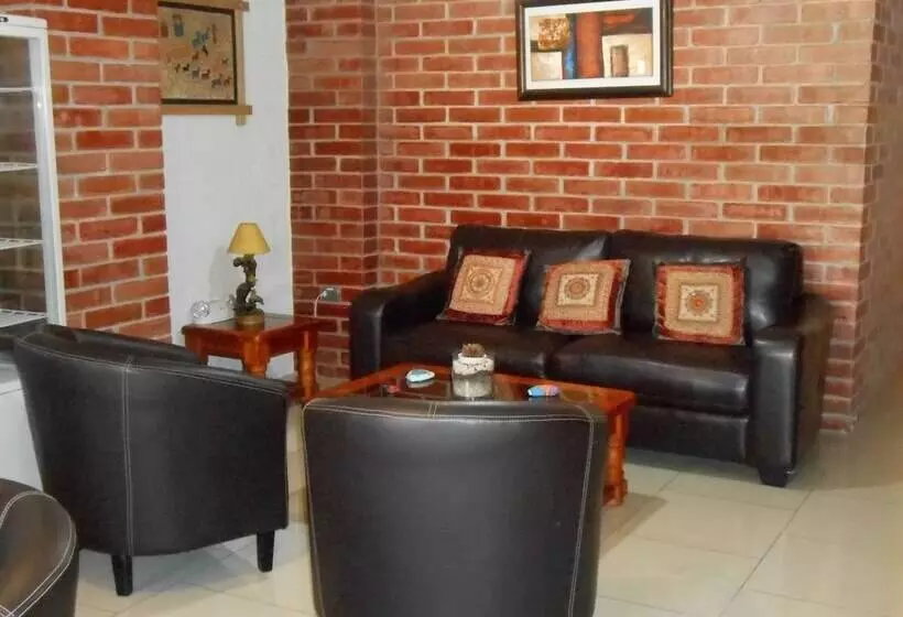 ホテル Hostal Balmaceda La Serena