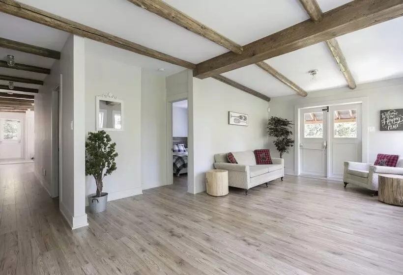 Hotelli Locations Du Sommet   Grand Lodge