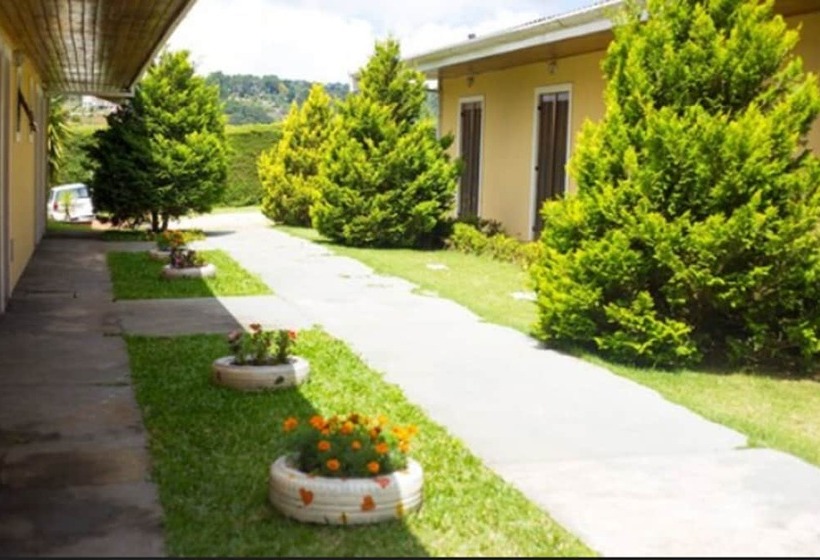 Otel Pousada Dos Pássaros