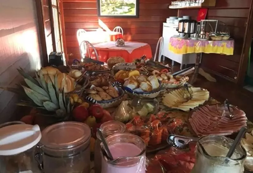 ホテル Pousada Dos Pássaros