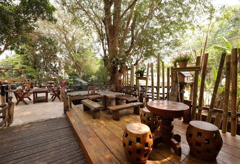 Hotel P&p Coffee & Resort Maesariang