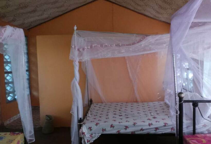 Отель Selous Ngalawa Camp