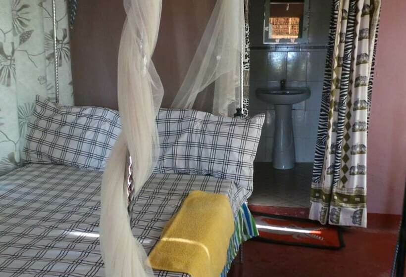 Отель Selous Ngalawa Camp