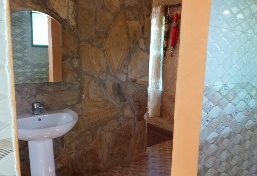 Отель Selous Ngalawa Camp