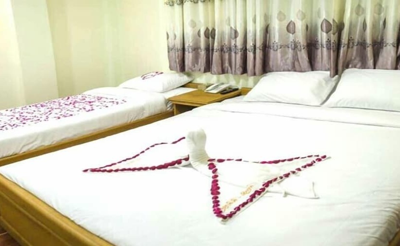 هتل Shwe Thit Pin