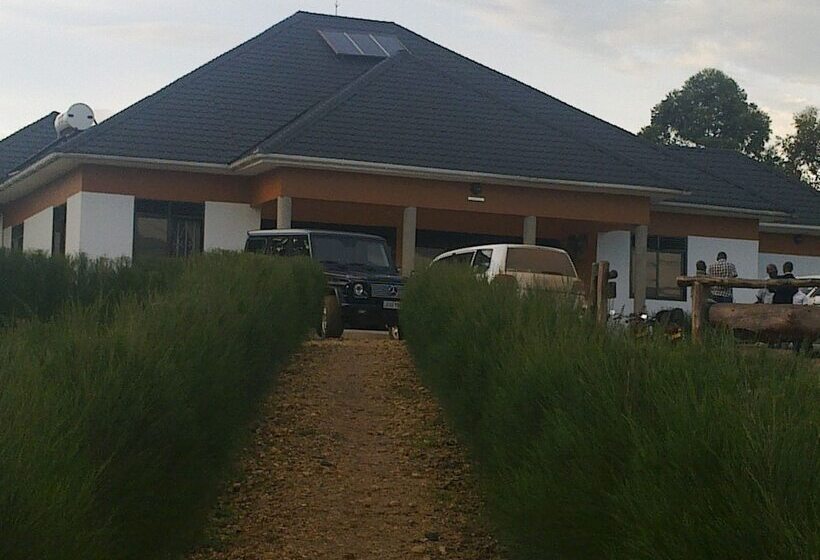 هتل The Crested Crane Bwindi
