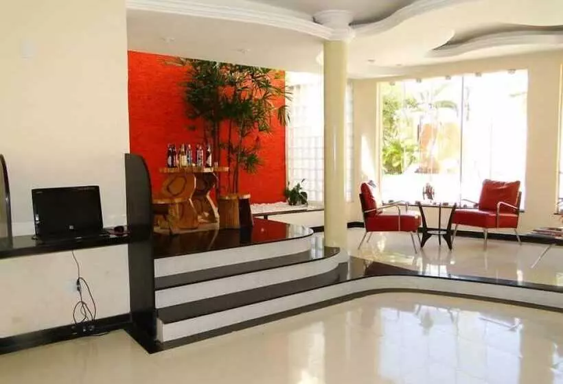 ホテル Valley Hills