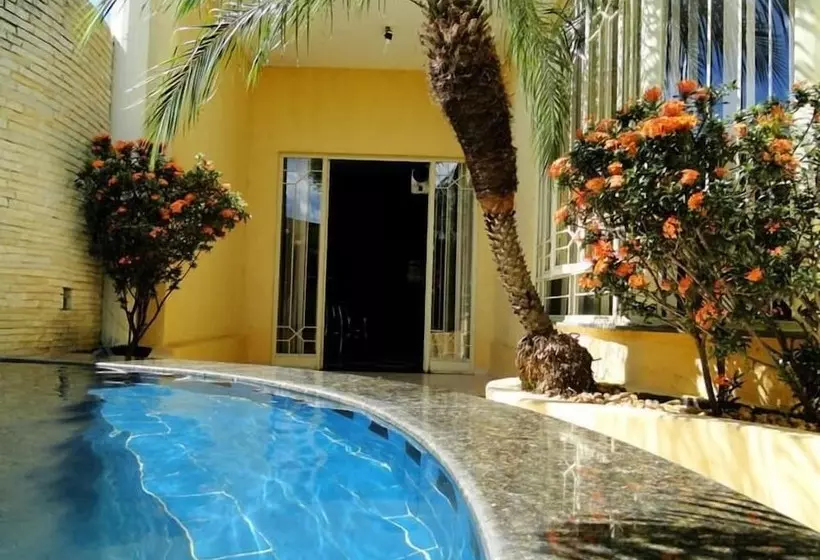 ホテル Valley Hills