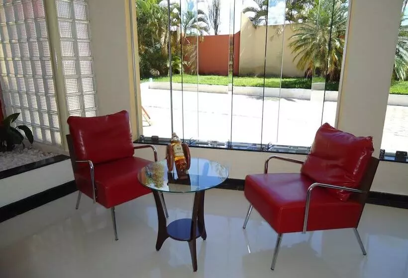 ホテル Valley Hills