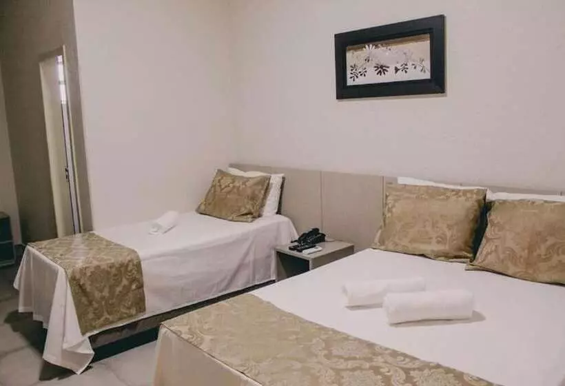 ホテル Valley Hills