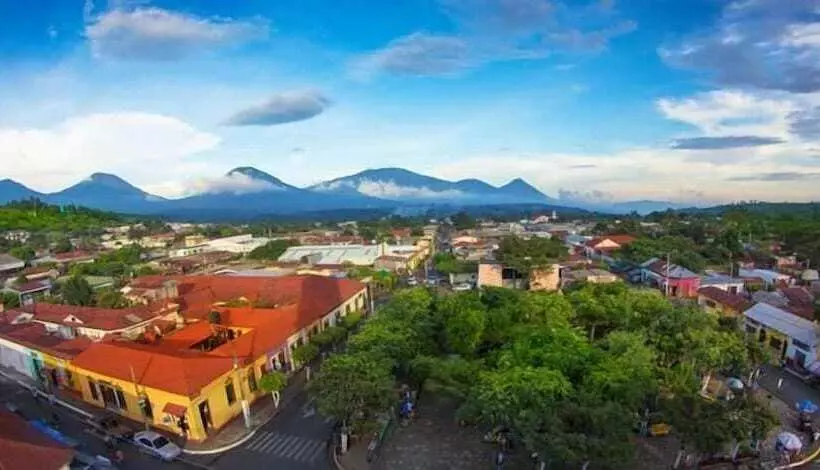 هتل Vista Los Volcanes