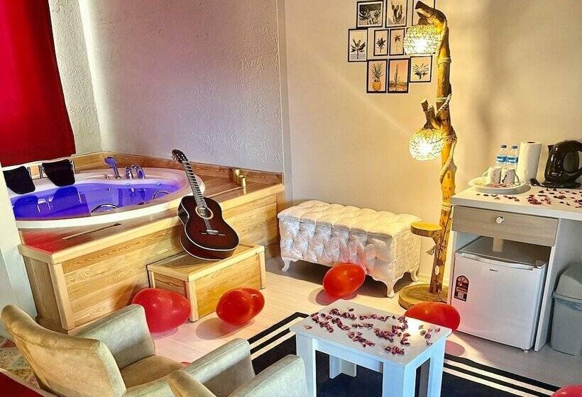 Kirkpinar Otantik Otel