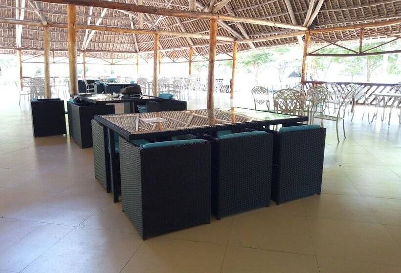 Landmark Hotel Matema Beach