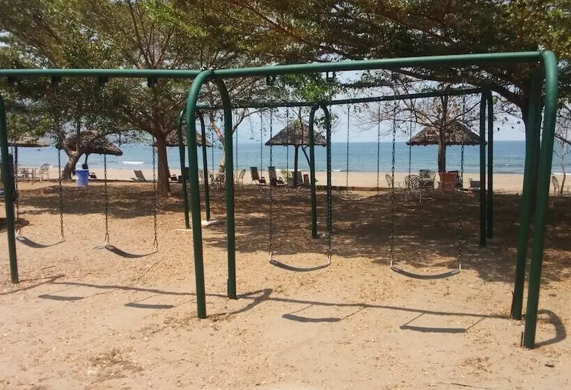 Landmark Hotel Matema Beach