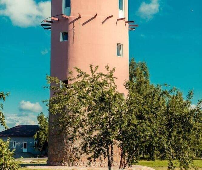 بنسيون Baza Otdyha Staroladozhskaya Dacha