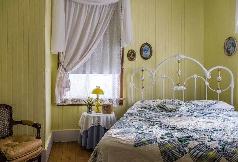 Aamiaismajoitus (B&B) Gite Des Lilas