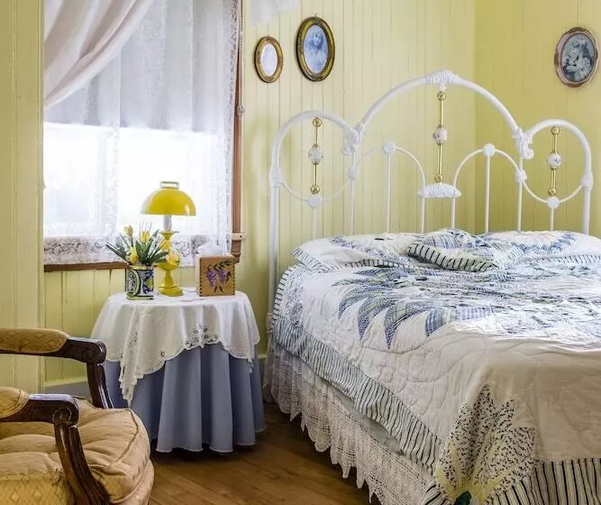 Aamiaismajoitus (B&B) Gite Des Lilas